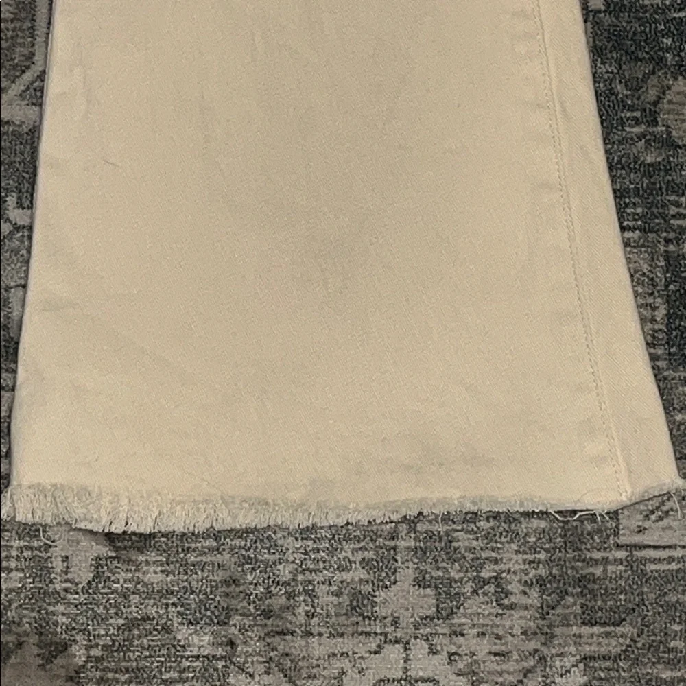 Pink Lily women’s off White Flared Jeans size 29